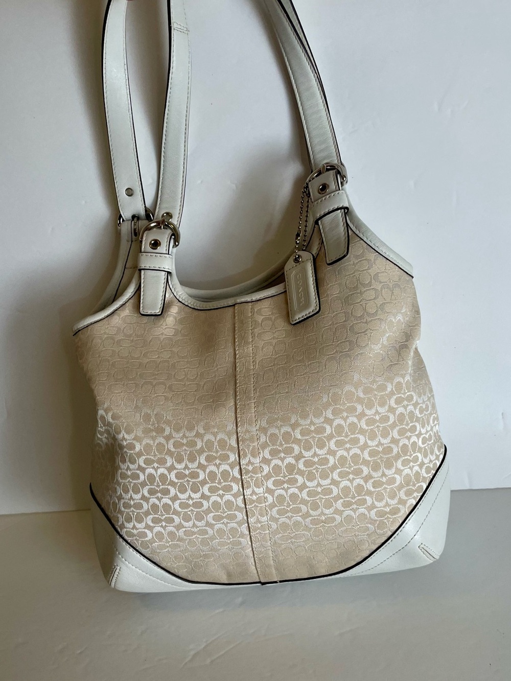 Coach Vintage Soho Cream & White Shoulder Bag